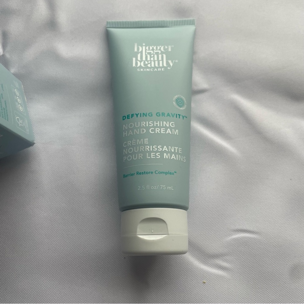 Bigger Than Beauty Skincare Defying Gravity Deep Hydration Moisturizer 2.5 fl oz